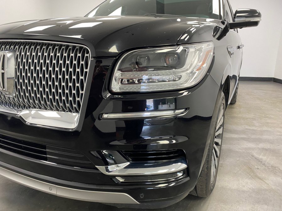Used 2018 Lincoln Navigator Reserve AWD/4WD image 10
