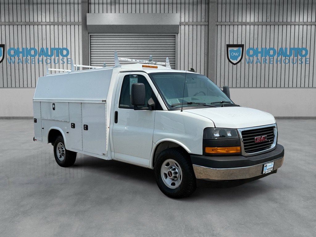 Used 2019 GMC Savana 3500 w/ Power Convenience Package RWD image 3