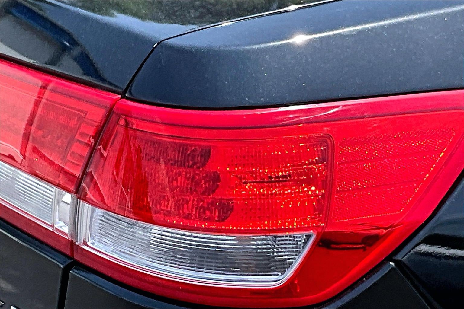 Used 2011 Lincoln MKZ FWD image 27