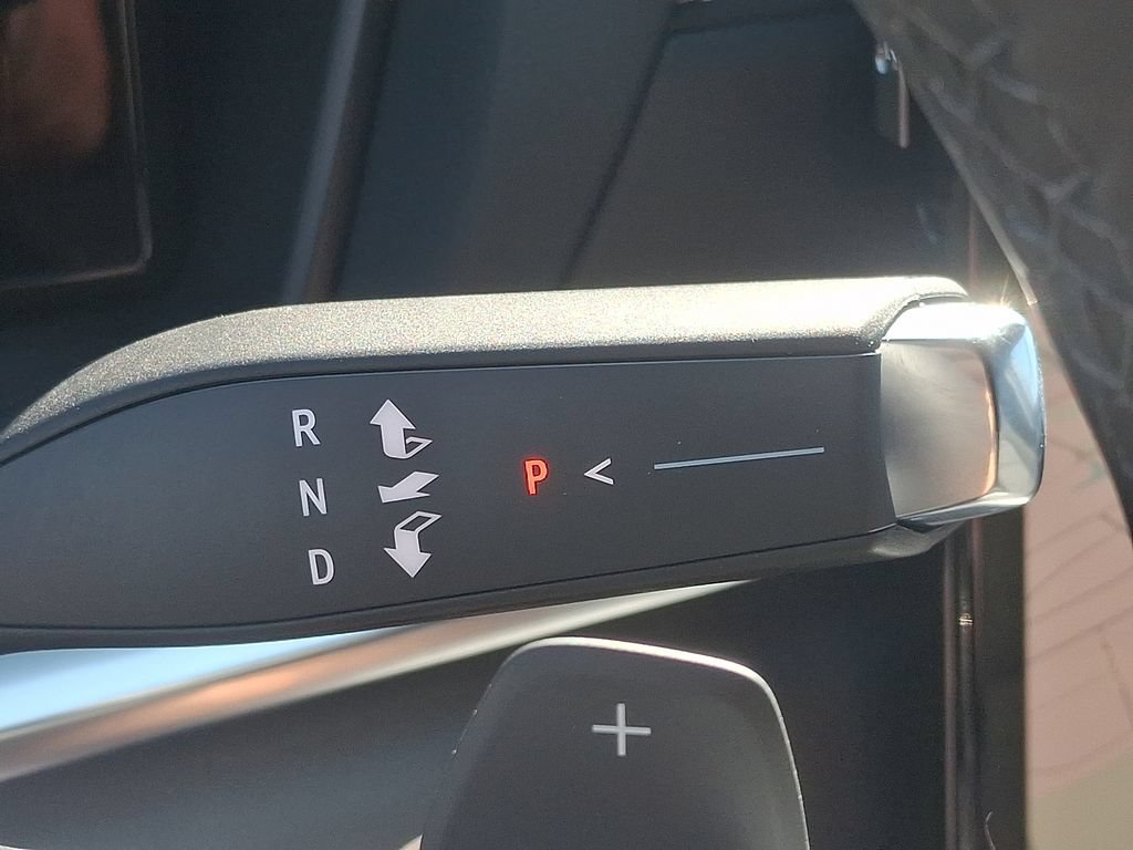 New 2027 GMC Terrain Elevation FWD image 11