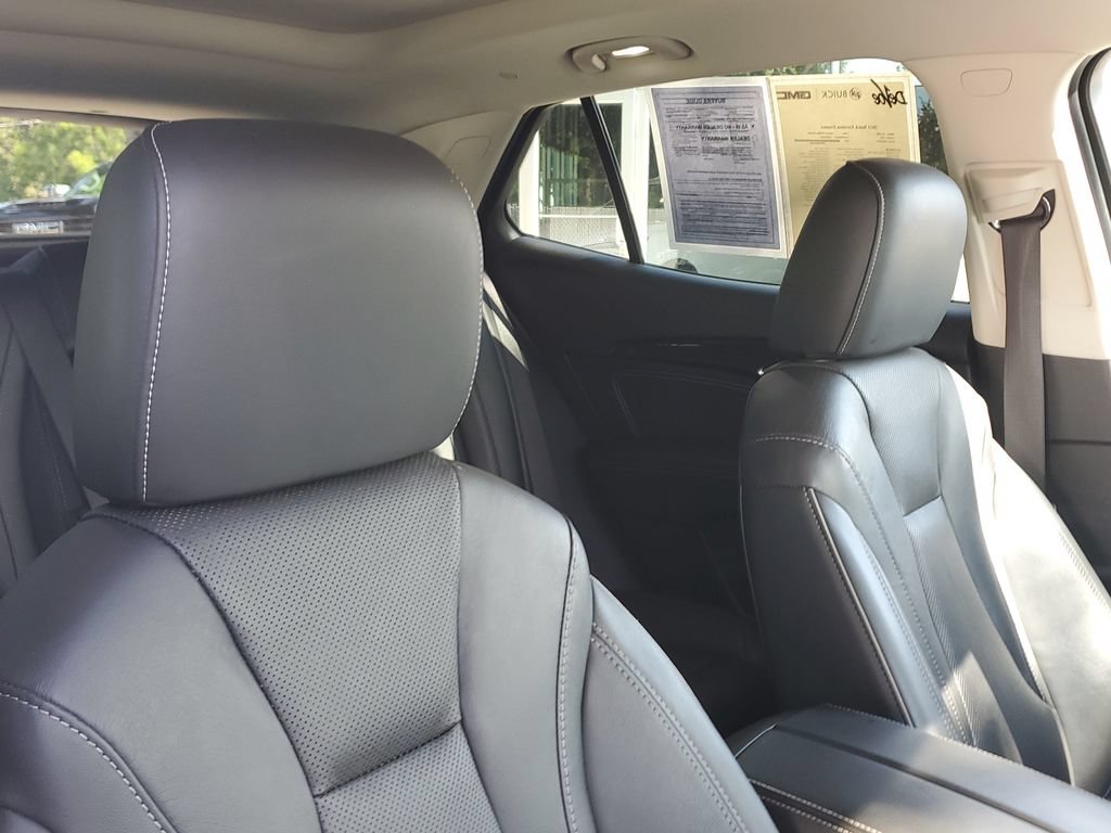 Certified 2021 Buick Envision Essence w/ Sport Touring Package FWD image 25