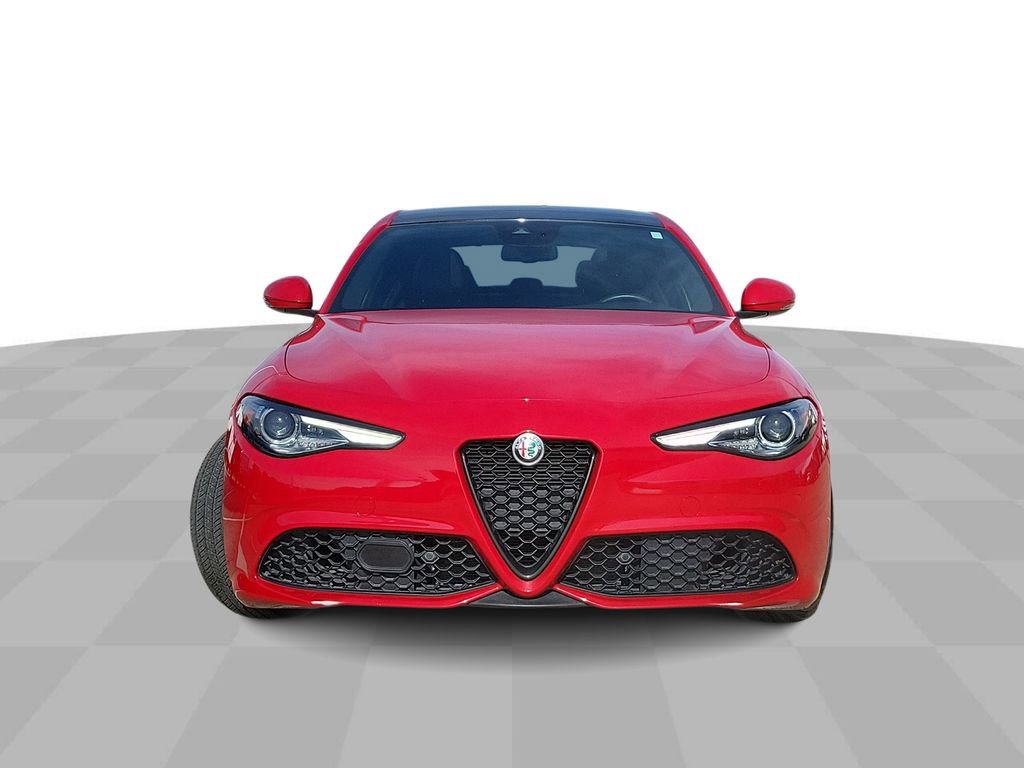 Used 2023 Alfa Romeo Giulia Sprint image 3