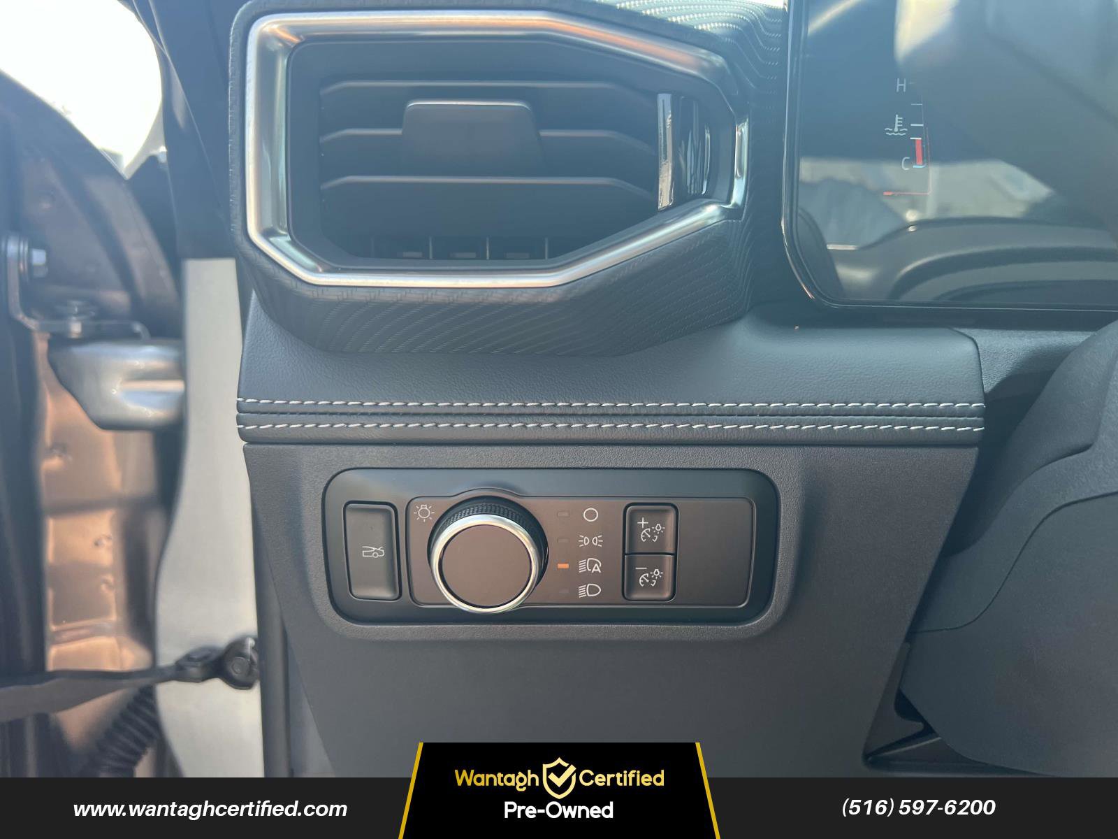 Used 2024 Ford Mustang Premium image 19