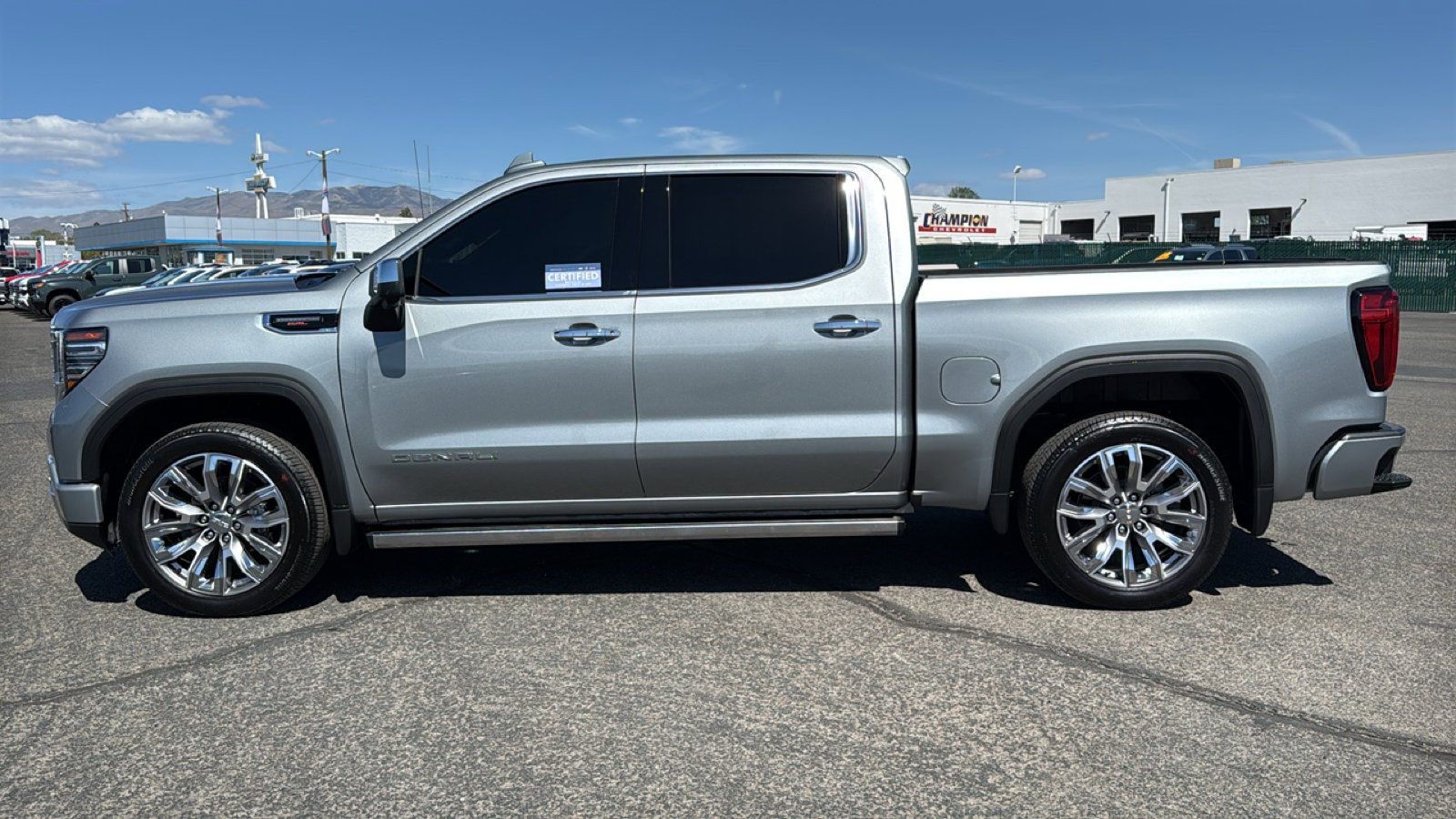 Certified 2025 GMC Sierra 1500 Denali AWD/4WD image 8
