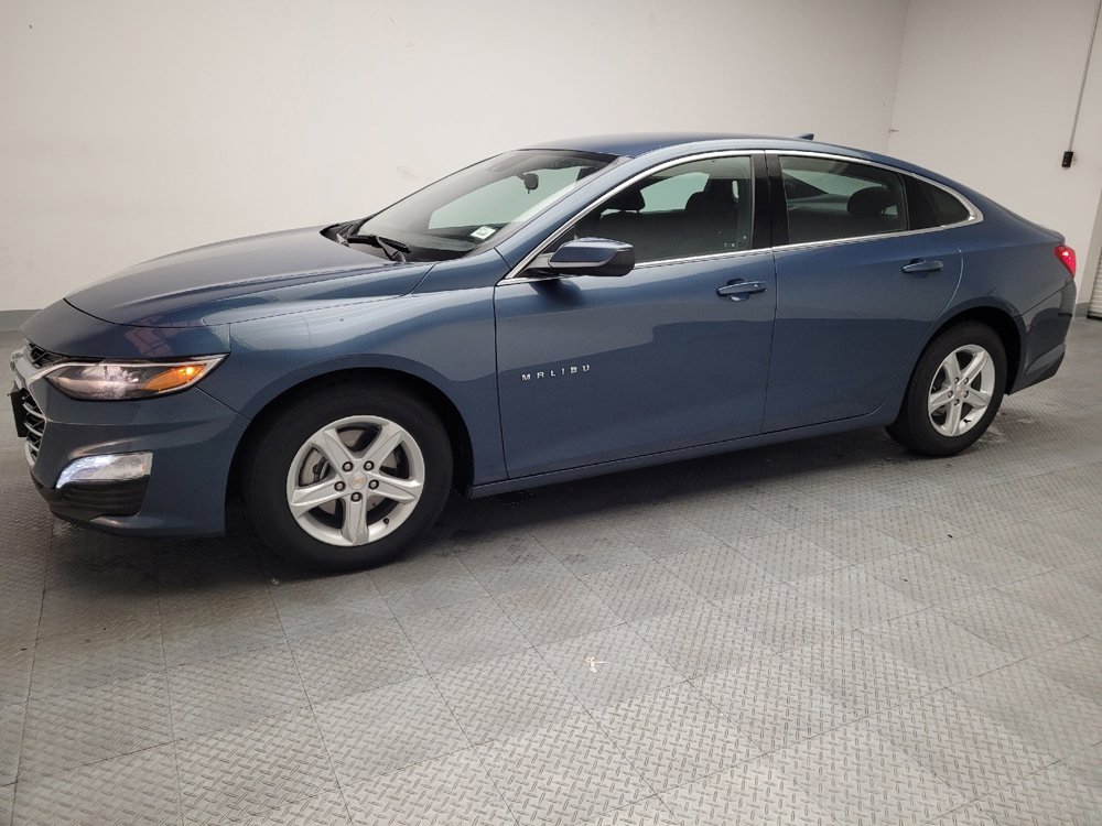 Used 2024 Chevrolet Malibu LT image 2