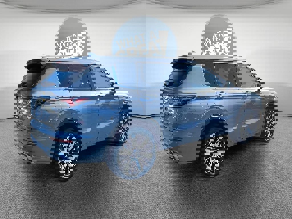 New 2026 Mitsubishi Outlander SEL image 7