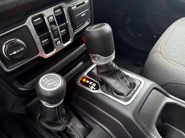 New 2025 Jeep Gladiator Sport AWD/4WD image 26