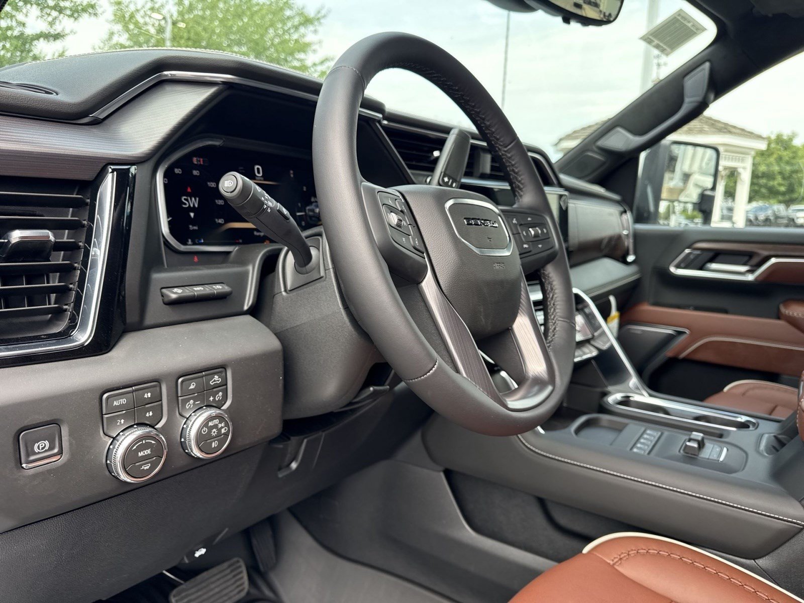 New 2026 GMC Sierra 2500 Denali Ultimate w/ Max Trailering Package AWD/4WD image 13