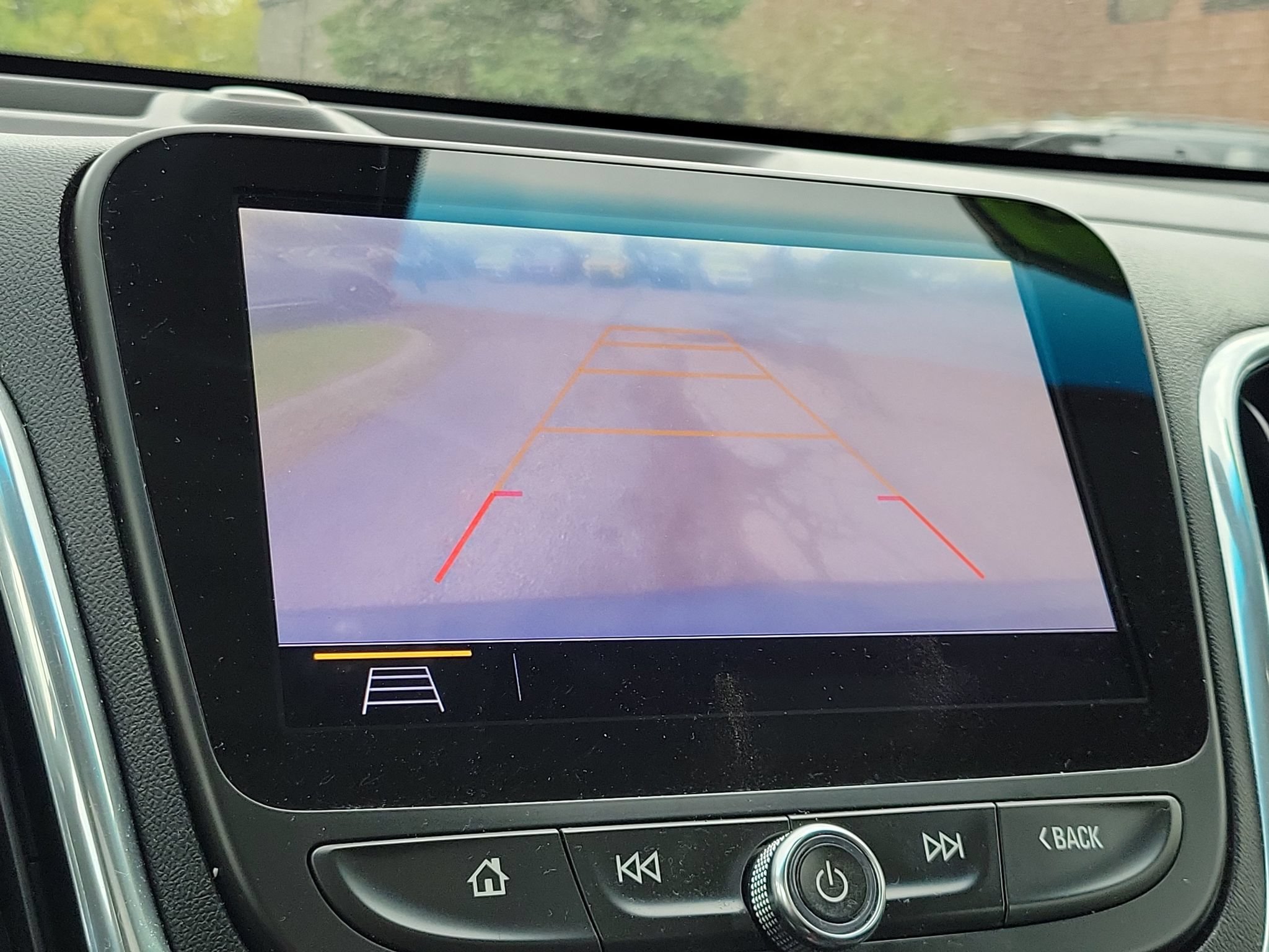 Used 2019 Chevrolet Equinox LT w/ Sun & Navigation Package FWD image 19