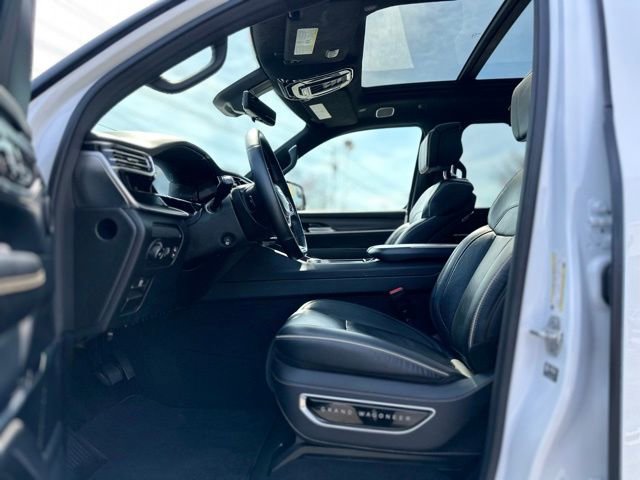 Used 2024 Jeep Grand Wagoneer L Series II w/ Quick Order Packagew 28T image 12