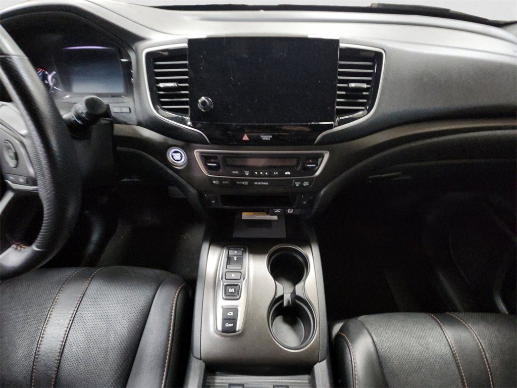 Used 2022 Honda Passport TrailSport image 11
