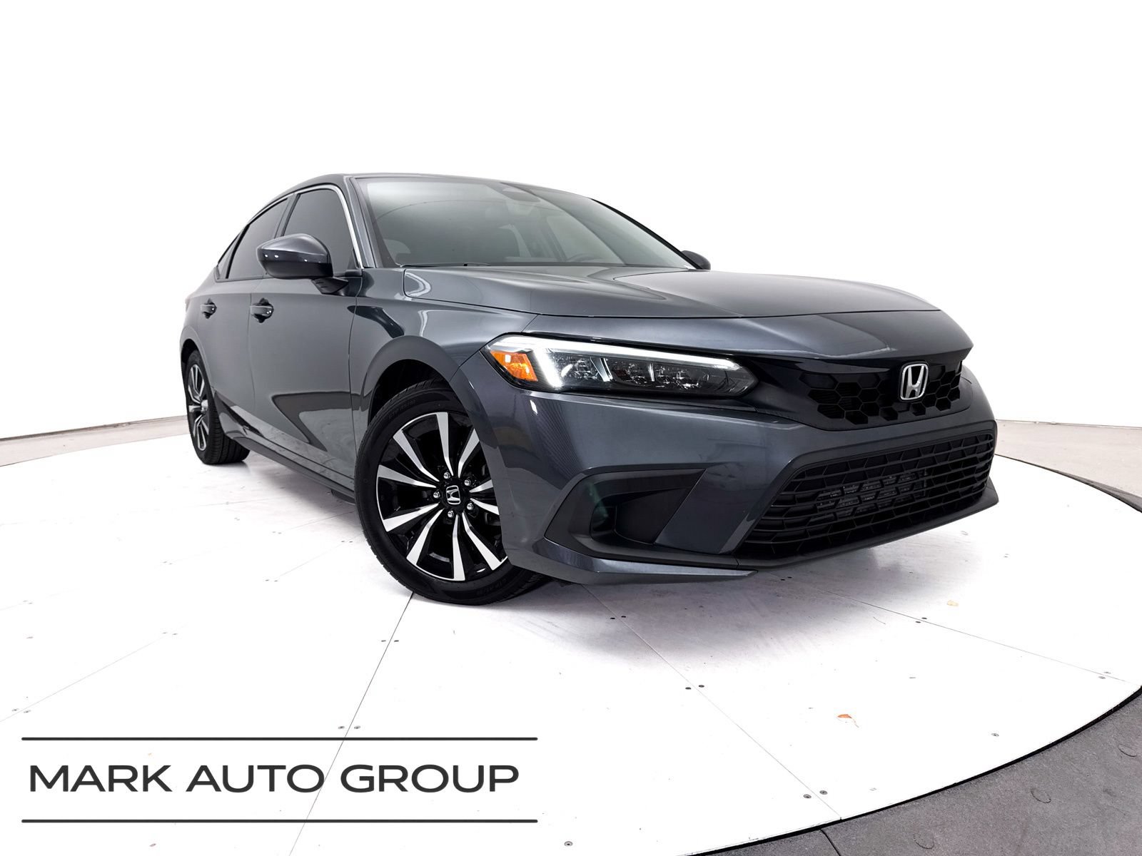 Used 2024 Honda Civic EX-L image 3