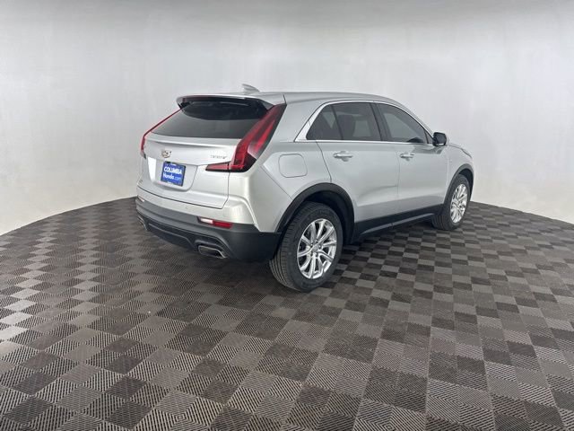 Used 2021 Cadillac XT4 Luxury w/ Driver Awareness Package image 6