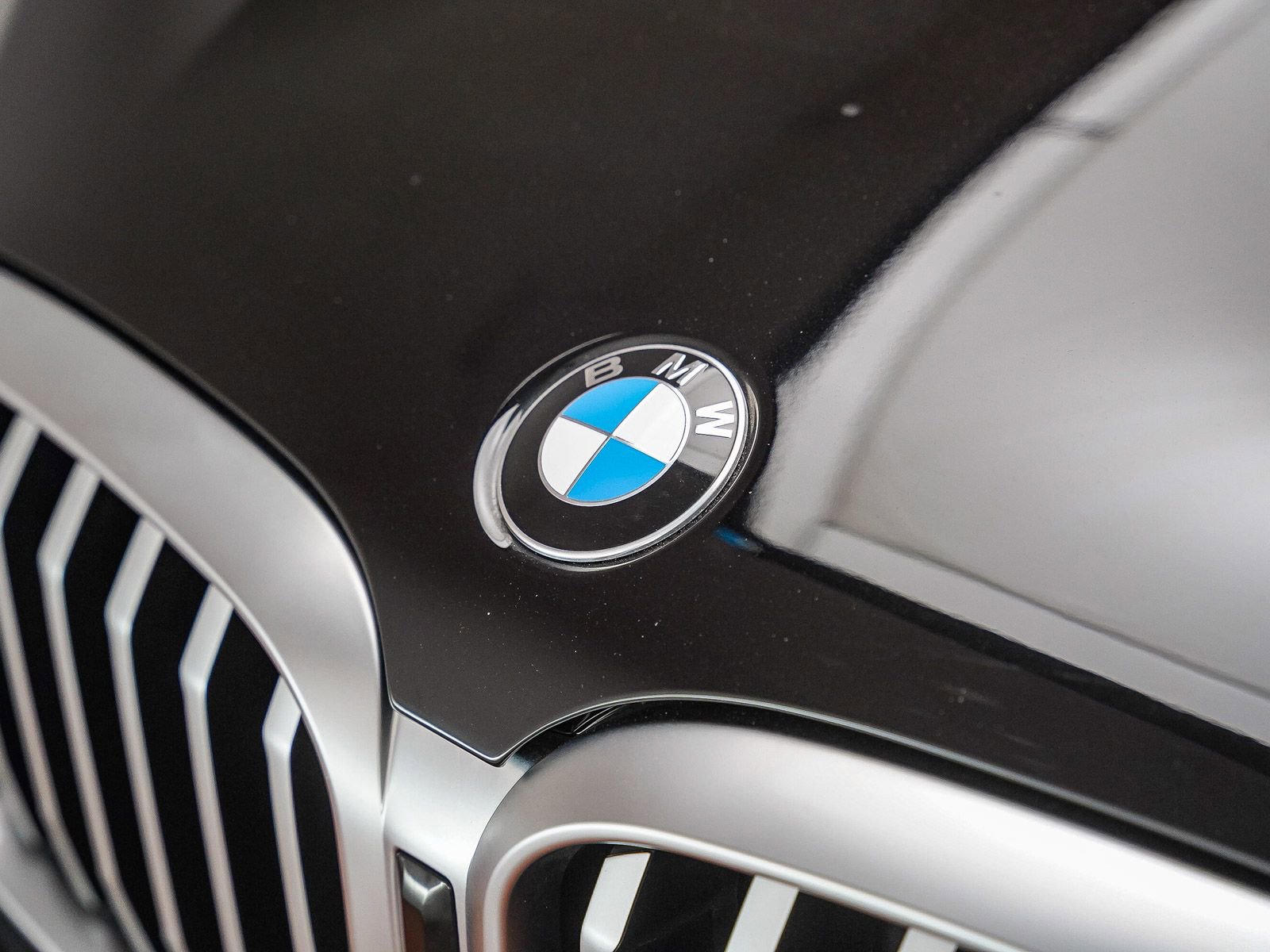 Used 2023 BMW X3 sDrive30i w/ Premium Package RWD image 9