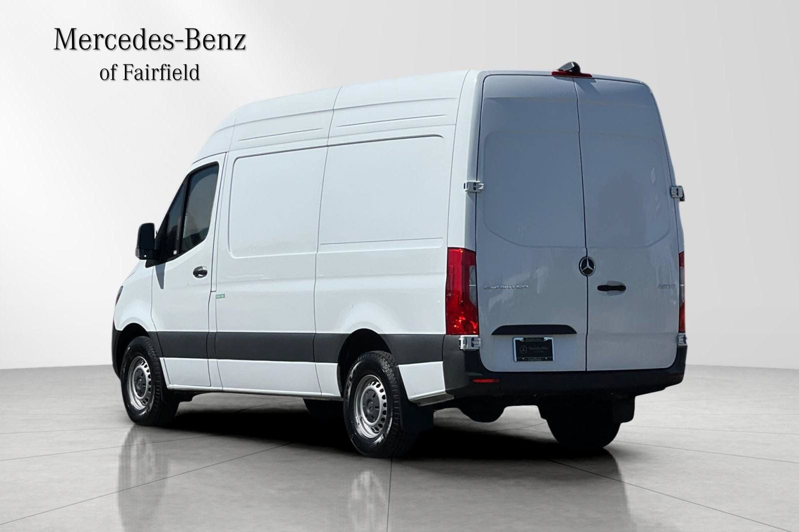 Used 2025 Mercedes-Benz Sprinter 2500 image 5