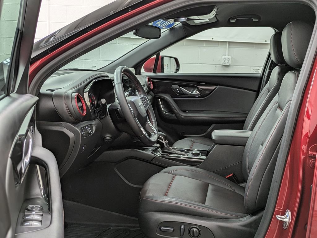 Used 2024 Chevrolet Blazer RS w/ Enhanced Convenience Package AWD/4WD image 3
