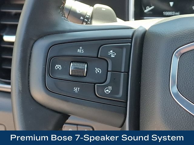 Used 2025 GMC Sierra 1500 AT4 w/ AT4 Premium Package AWD/4WD image 7