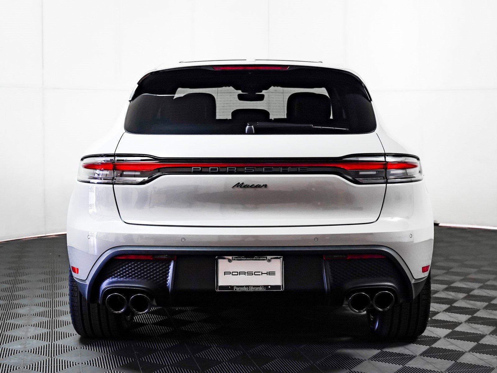 New 2026 Porsche Macan image 11
