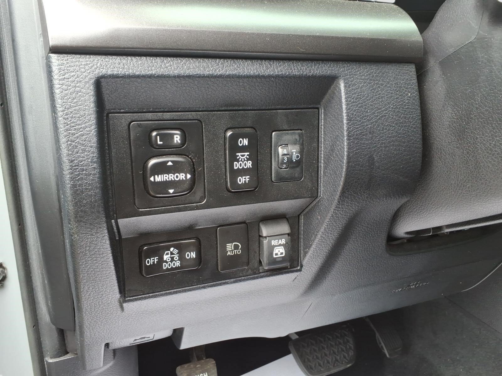 Used 2019 Toyota Tundra SR5 w/ TRD Off Road Package AWD/4WD image 19