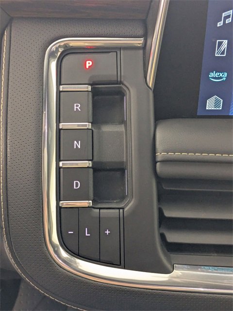 Certified 2024 Chevrolet Tahoe Premier w/ Premium Package 2 image 24