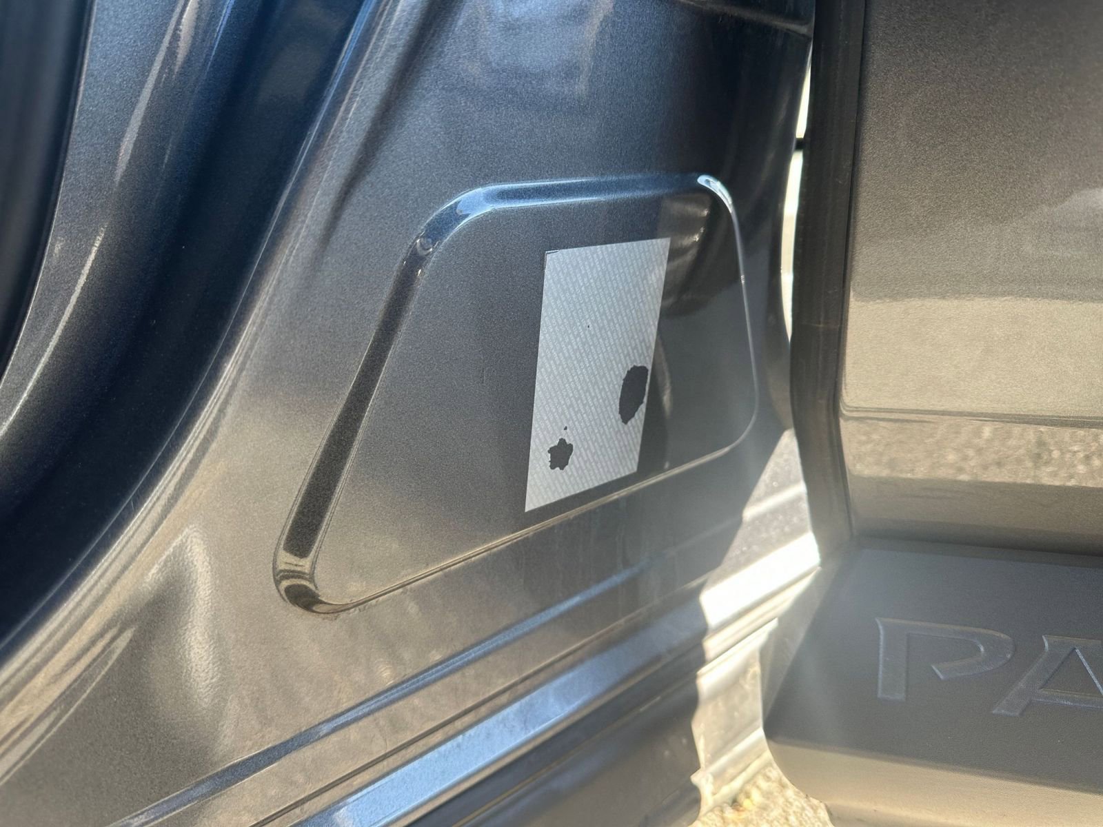 Used 2025 Nissan Pathfinder SV image 32