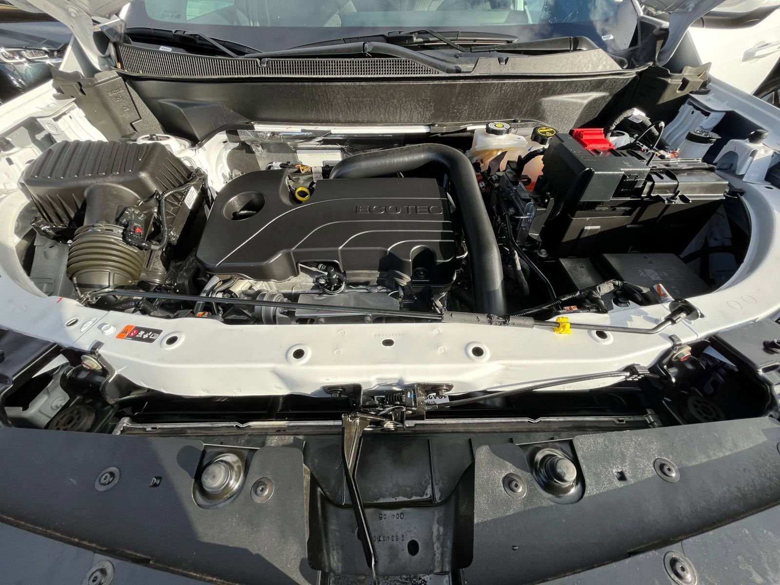 Used 2025 Chevrolet Equinox LT image 32