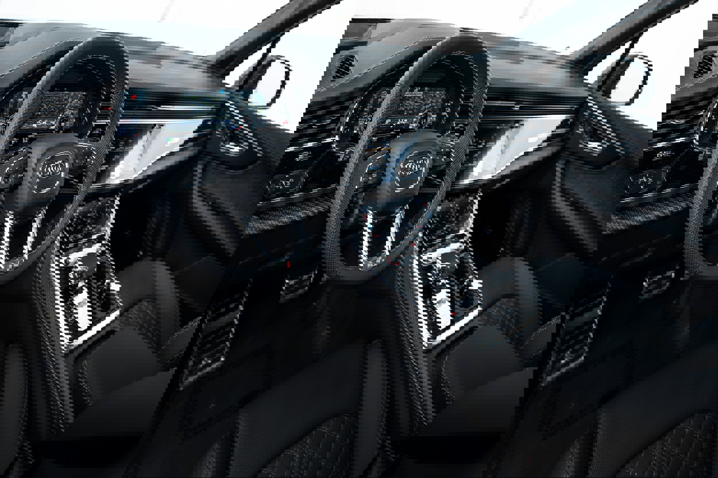 New 2026 Audi SQ7 Prestige image 9