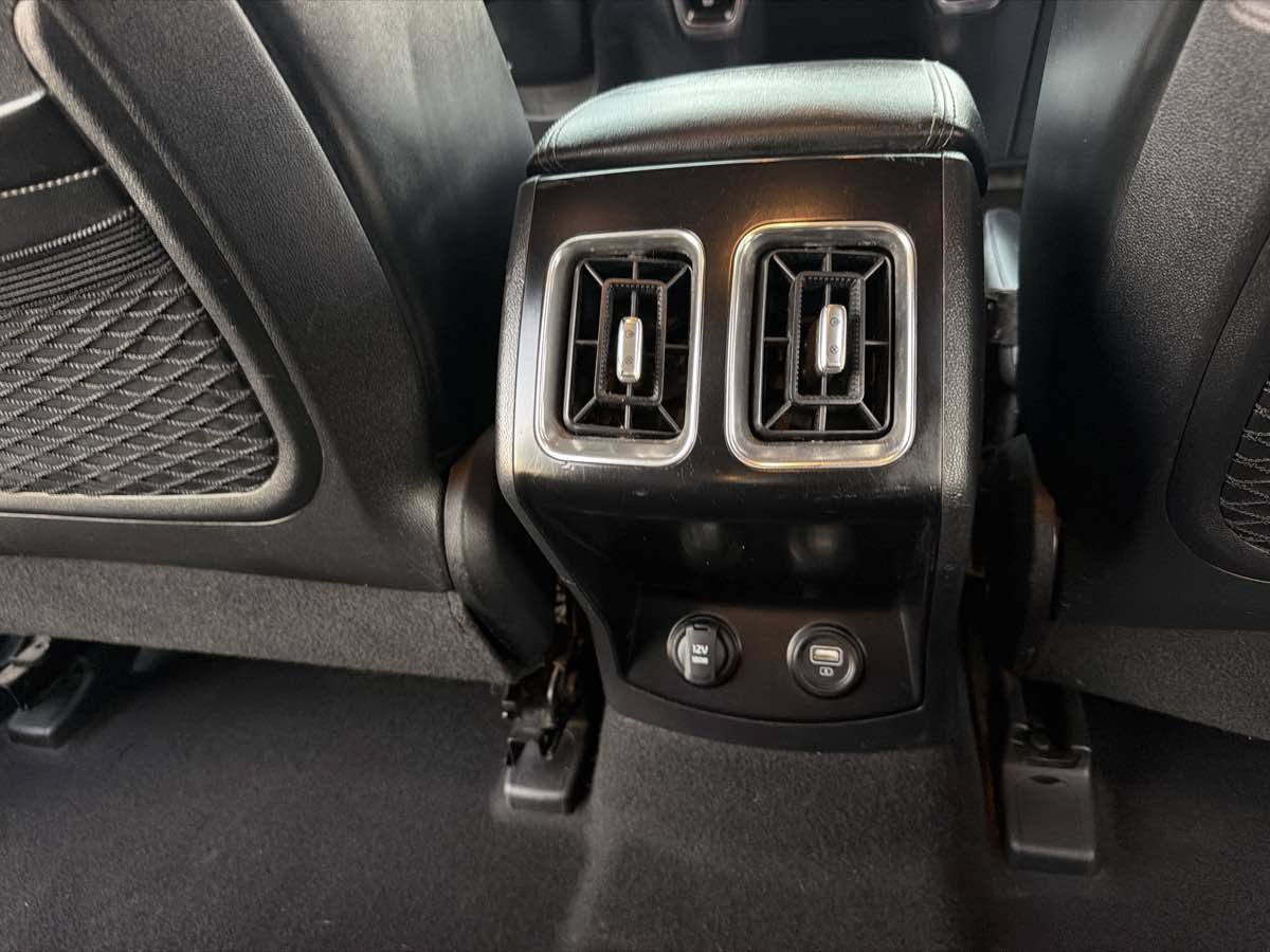 Used 2022 Kia Sorento S FWD image 23