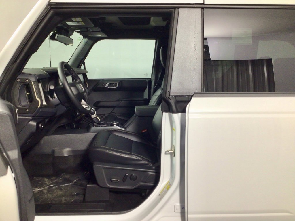 New 2025 Ford Bronco Badlands image 17