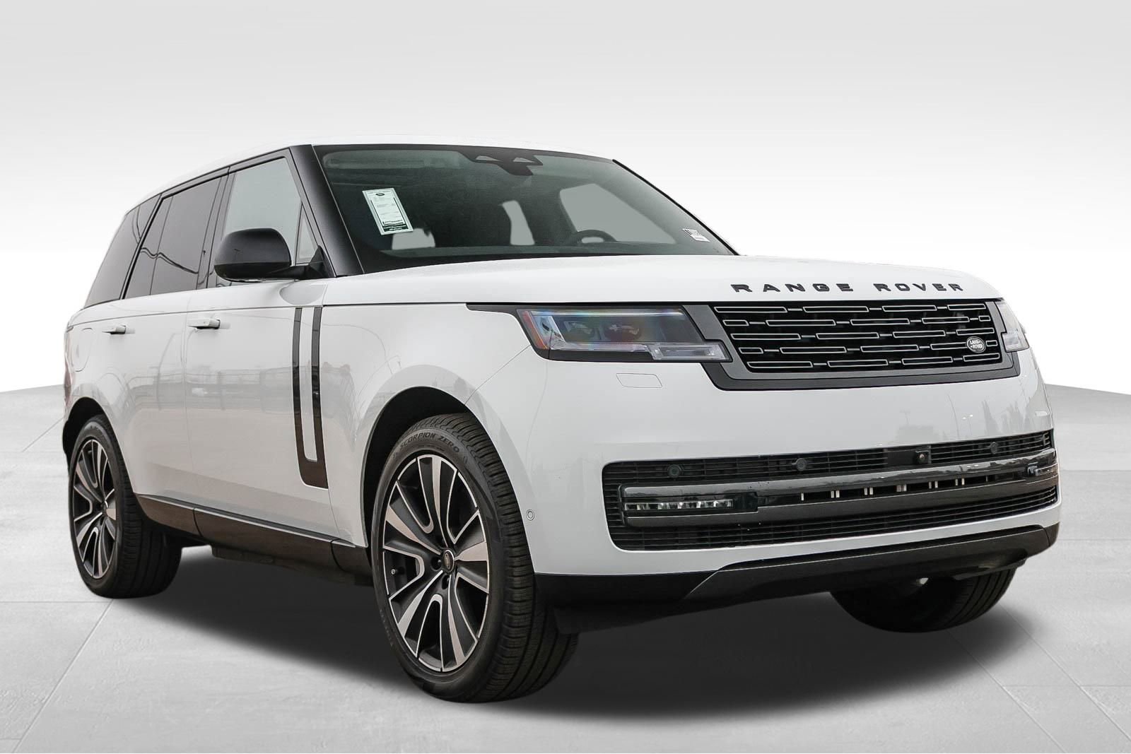 New 2025 Land Rover Range Rover SE AWD/4WD image 3