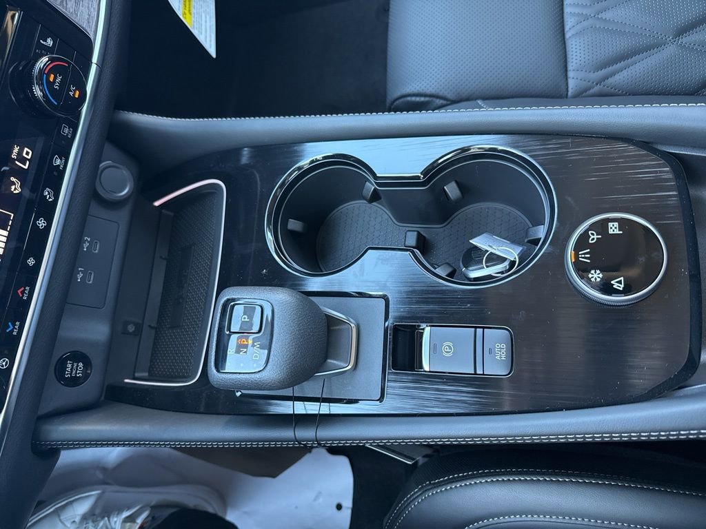 New 2026 Nissan Rogue Platinum w/ Platinum Premium Package image 16