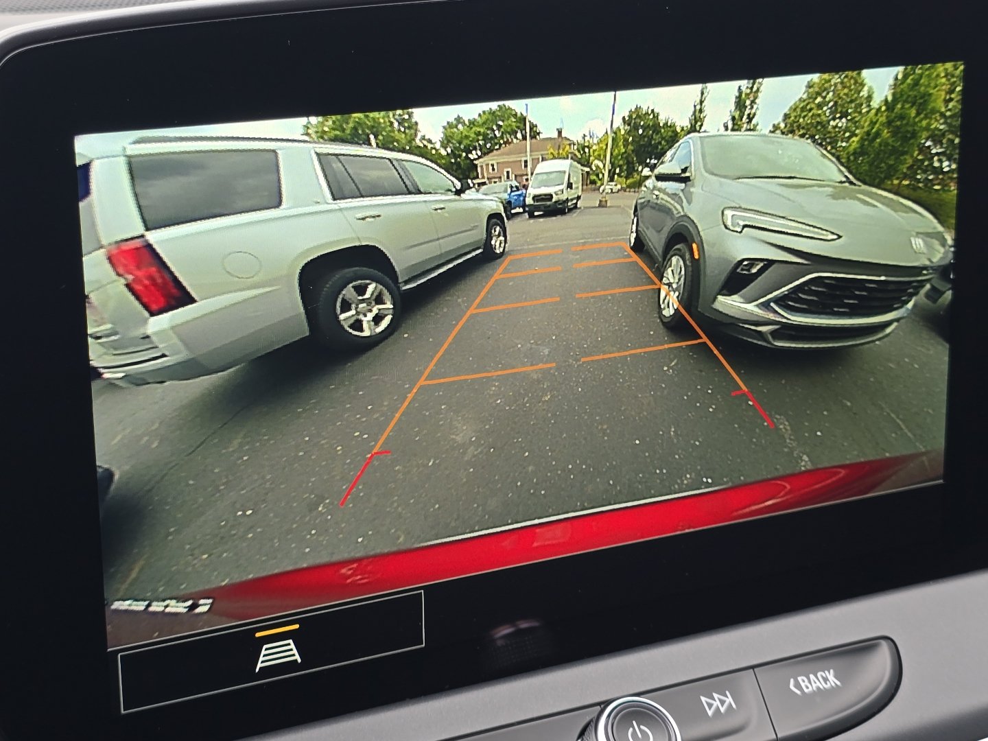 Used 2023 Chevrolet Blazer LT w/ Convenience Package FWD image 3