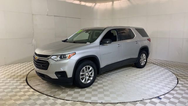 Used 2020 Chevrolet Traverse LS w/ LPO, Floor Liner Package FWD image 4