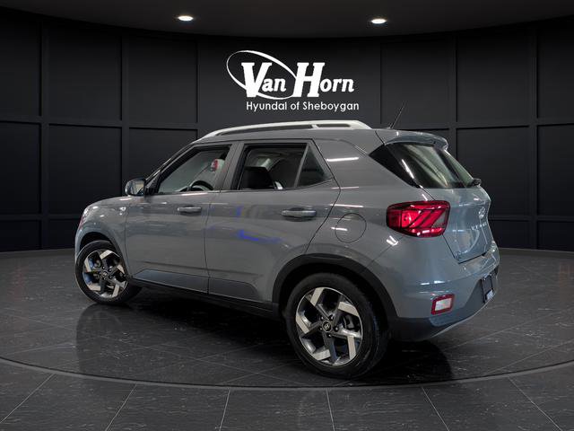 Certified 2023 Hyundai Venue SEL w/ Cargo Package image 3