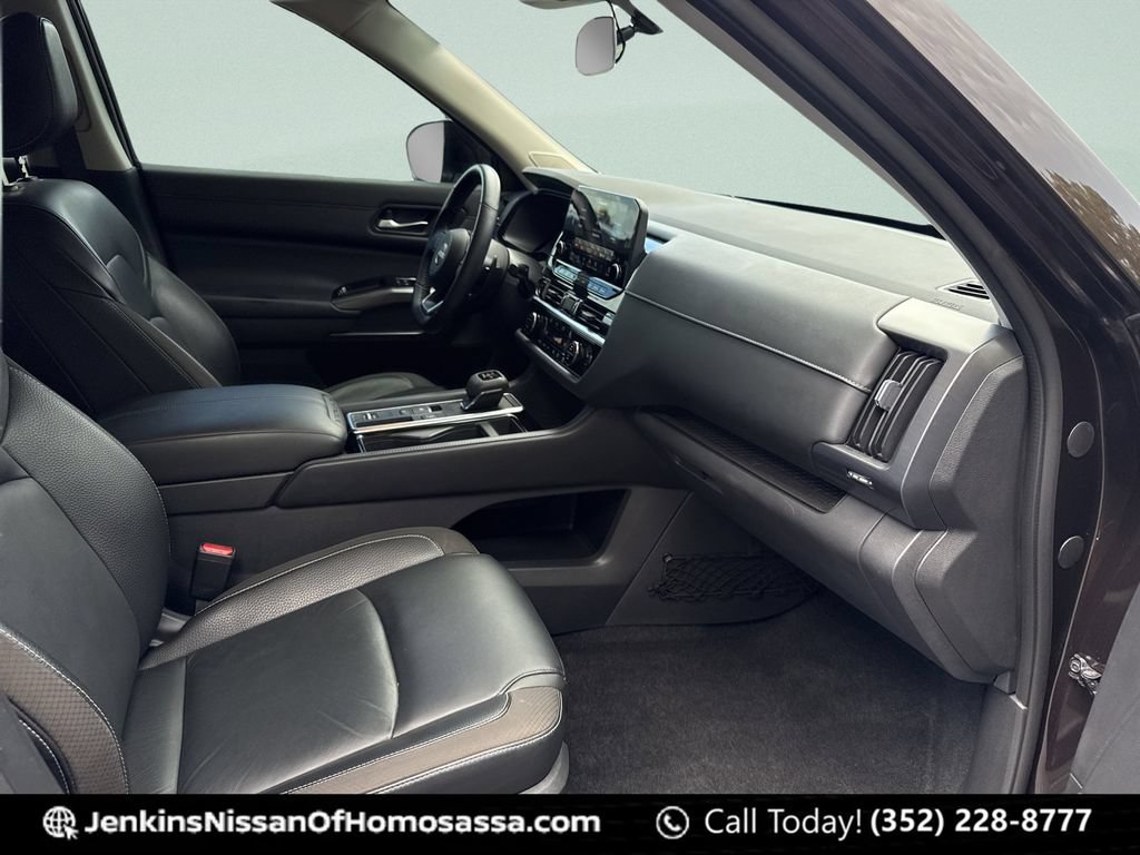 Certified 2022 Nissan Pathfinder SL w/ SL Premium Package FWD image 23