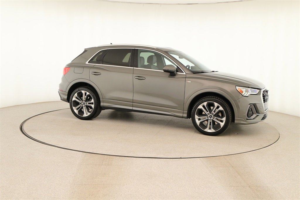 Used 2020 Audi Q3 2.0T Premium Plus w/ Premium Plus Package image 9