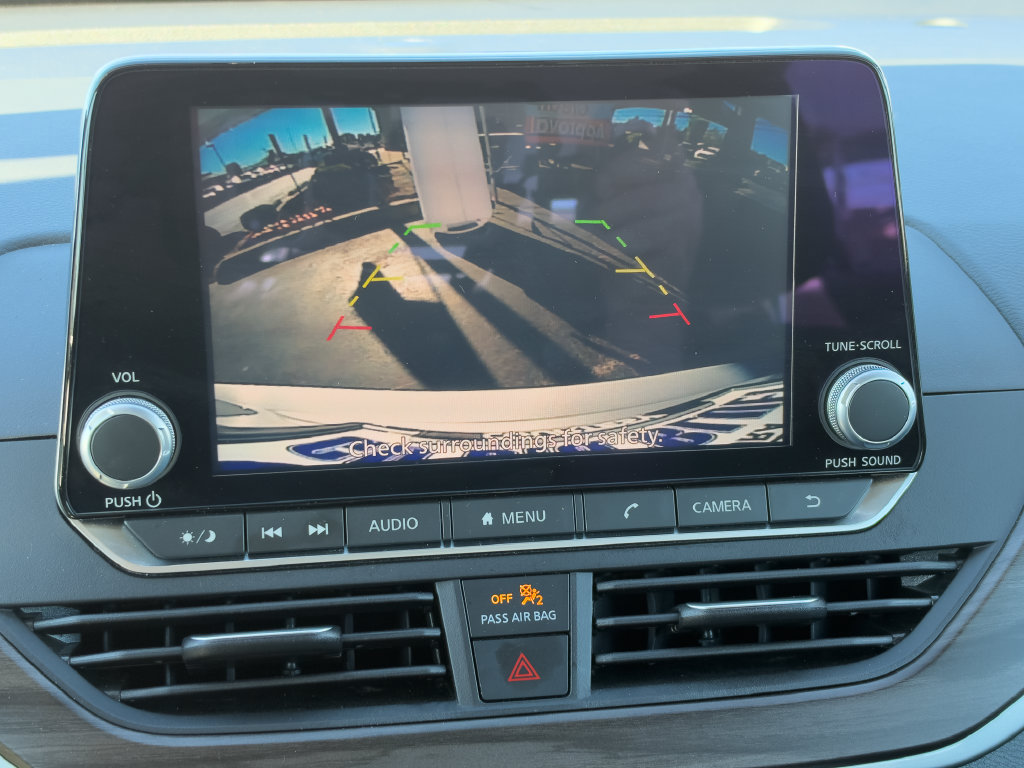 Used 2025 Nissan Altima 2.5 SV FWD image 33