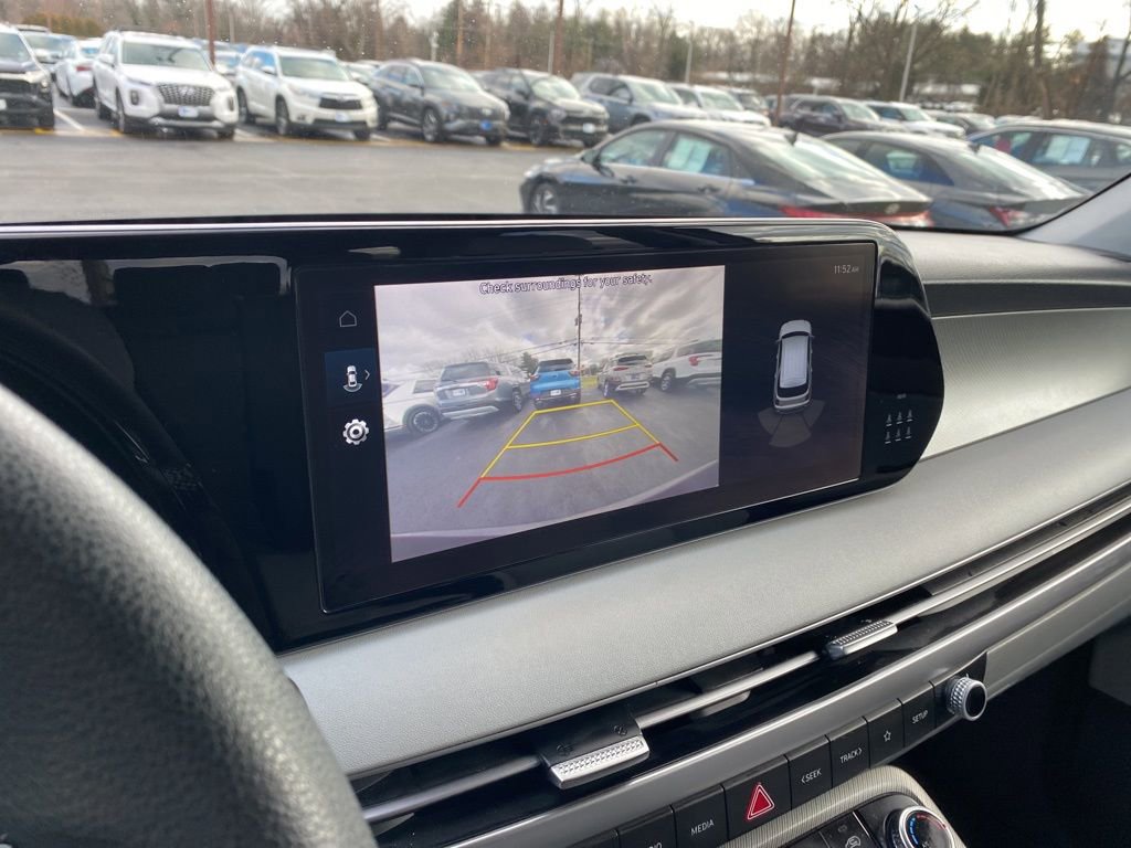 Certified 2023 Hyundai Palisade SE image 11