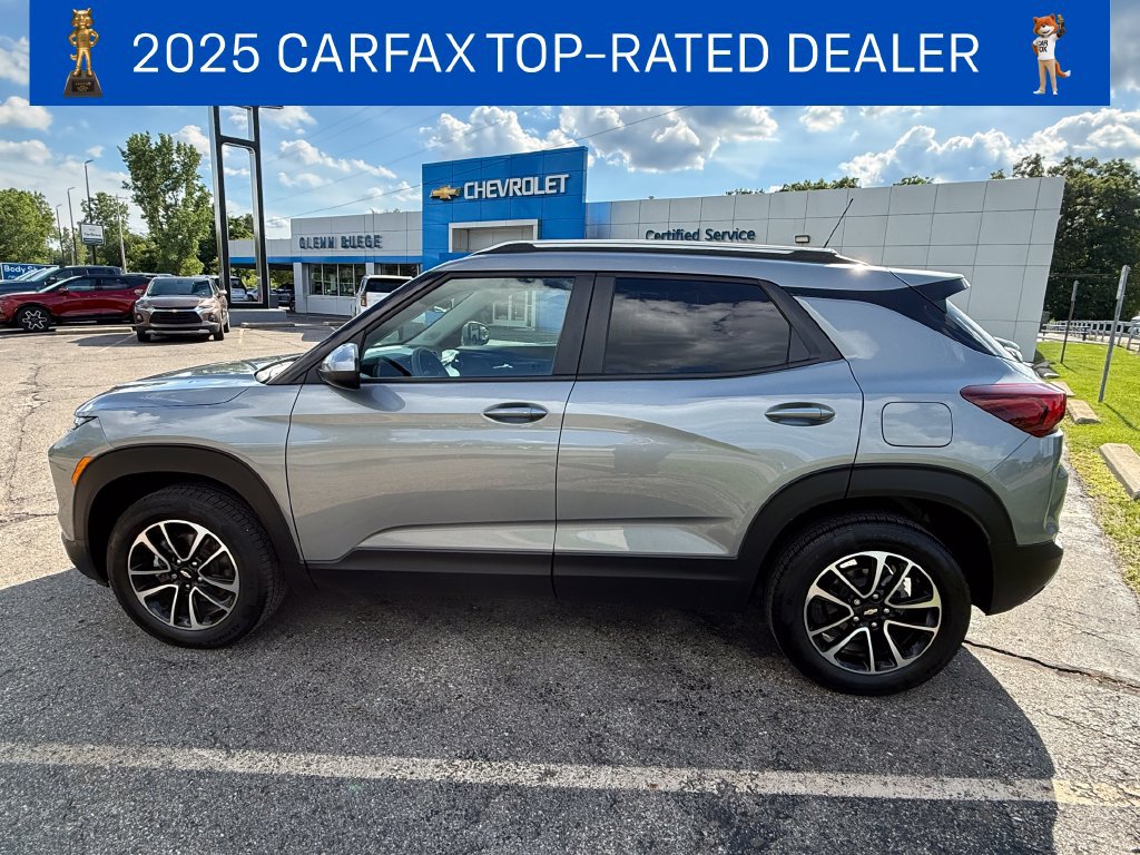 Certified 2024 Chevrolet TrailBlazer LT AWD/4WD image 2