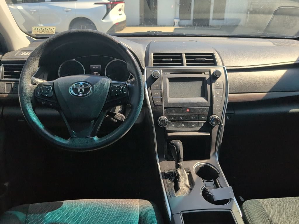 Certified 2016 Toyota Camry LE FWD image 5