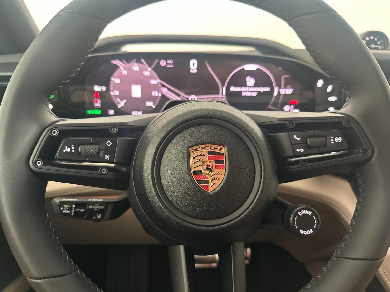 New 2026 Porsche Cayenne Electric Coupe AWD/4WD image 23
