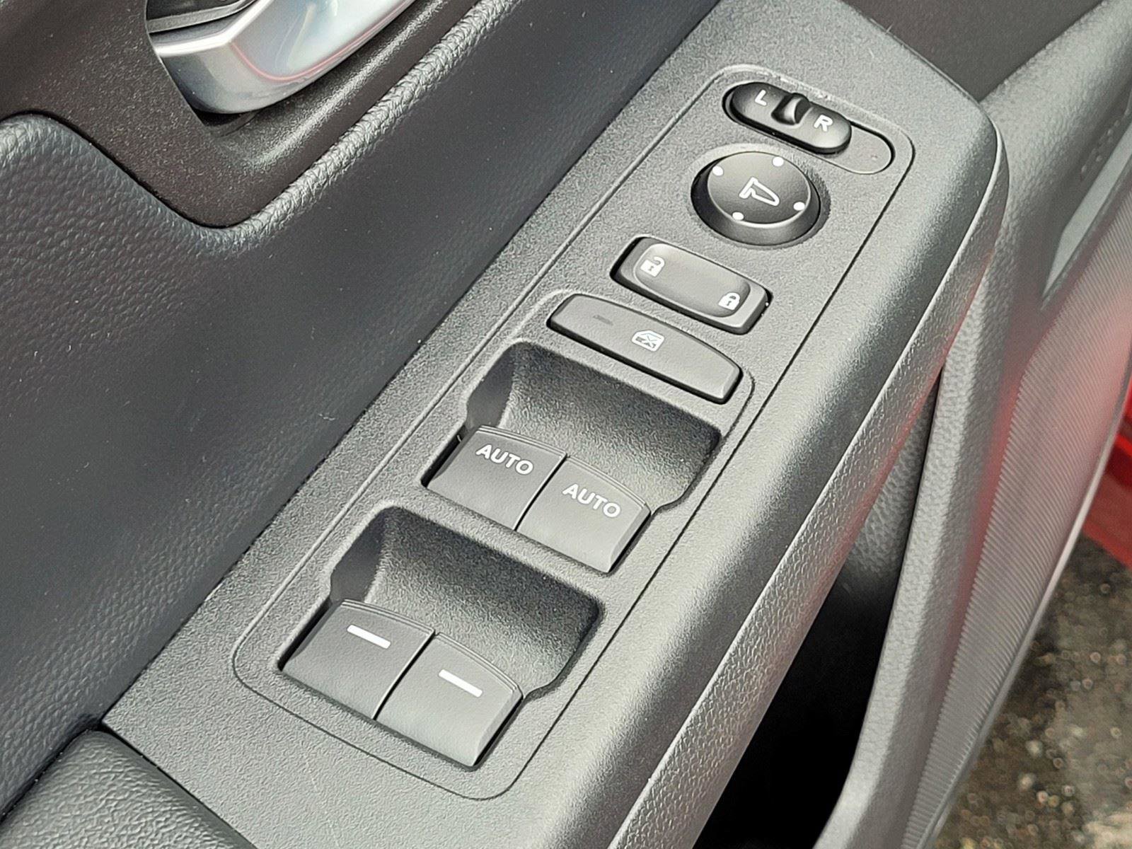 Used 2023 Honda CR-V EX image 18