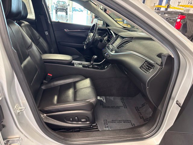Used 2019 Chevrolet Impala LT w/ LT Leather Package FWD image 17