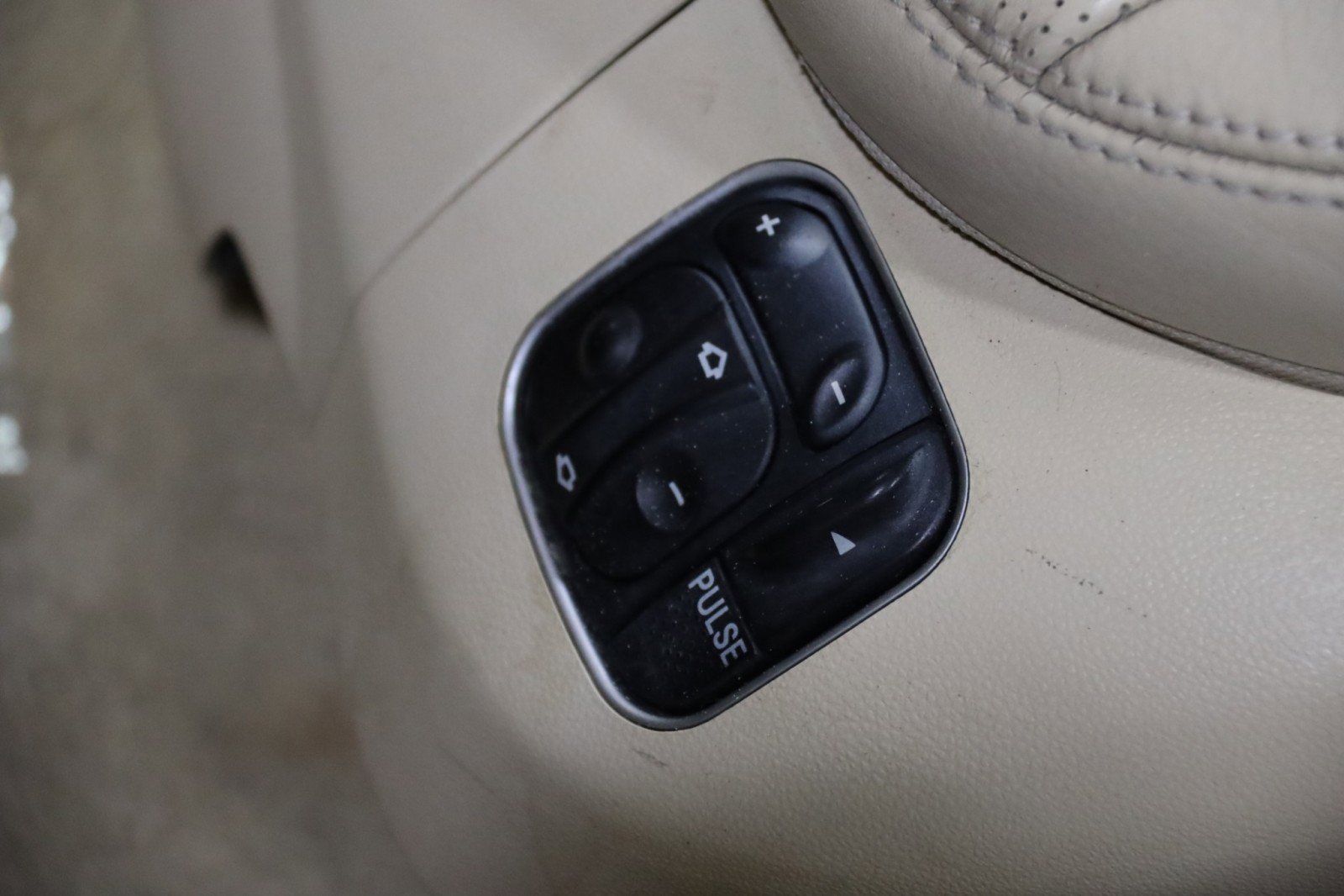 Used 2007 Mercedes-Benz SL 550 image 57