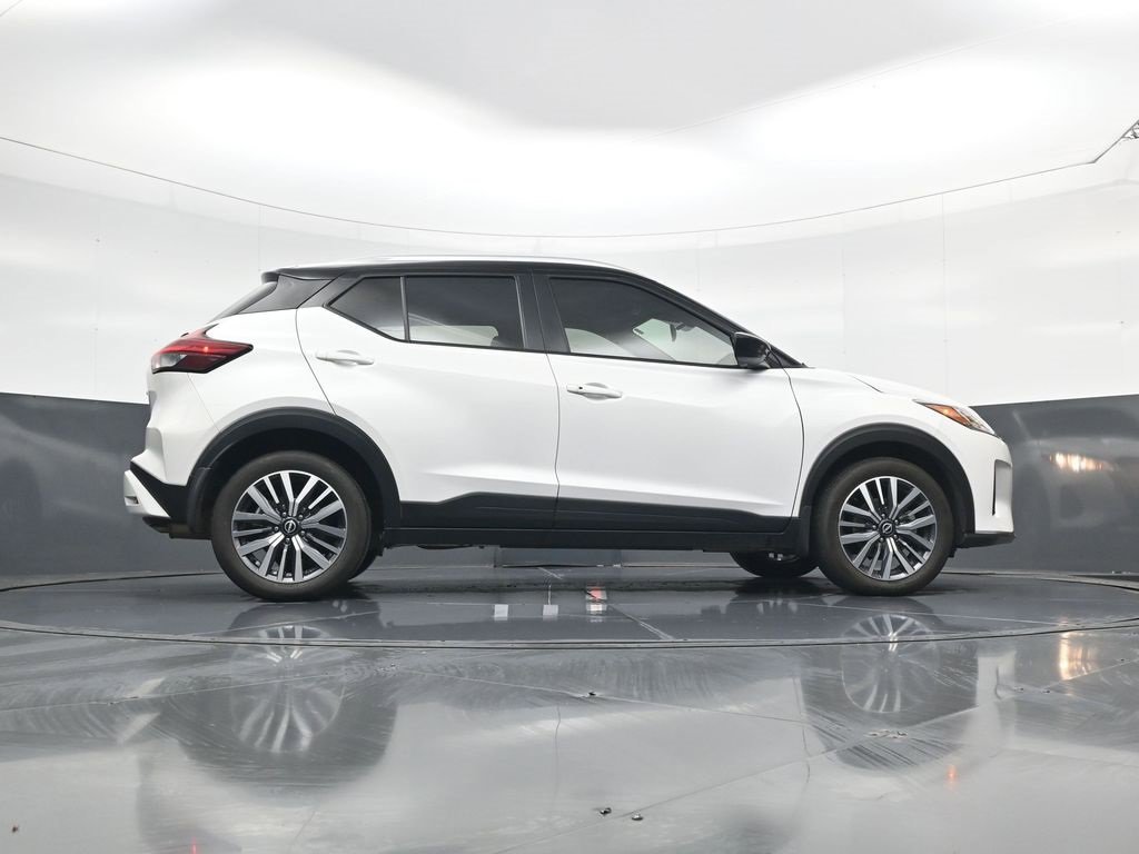 Used 2024 Nissan Kicks SV image 22