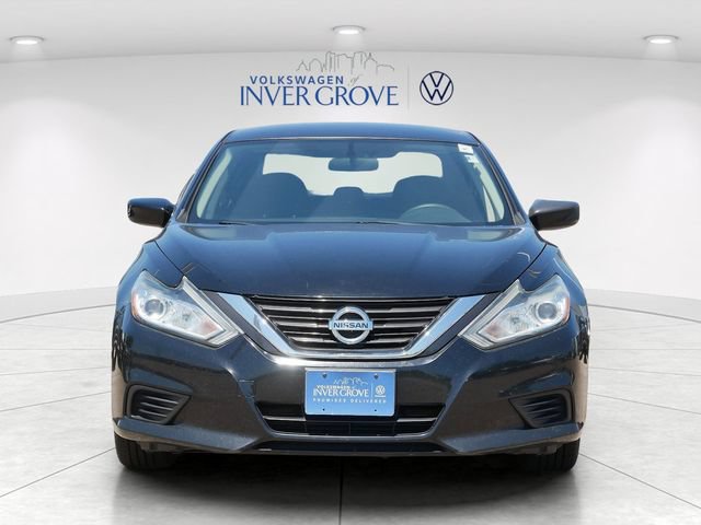 Used 2016 Nissan Altima 2.5 S w/ Power Driver Seat Package FWD image 2