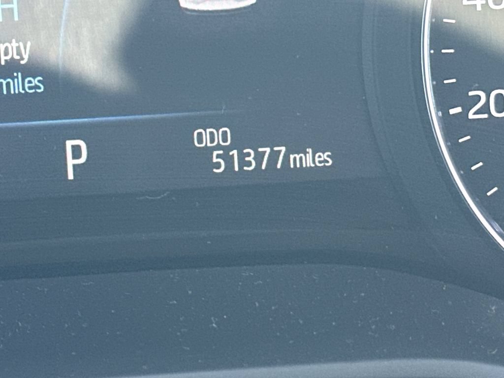 Used 2021 Toyota Sienna Platinum FWD image 4