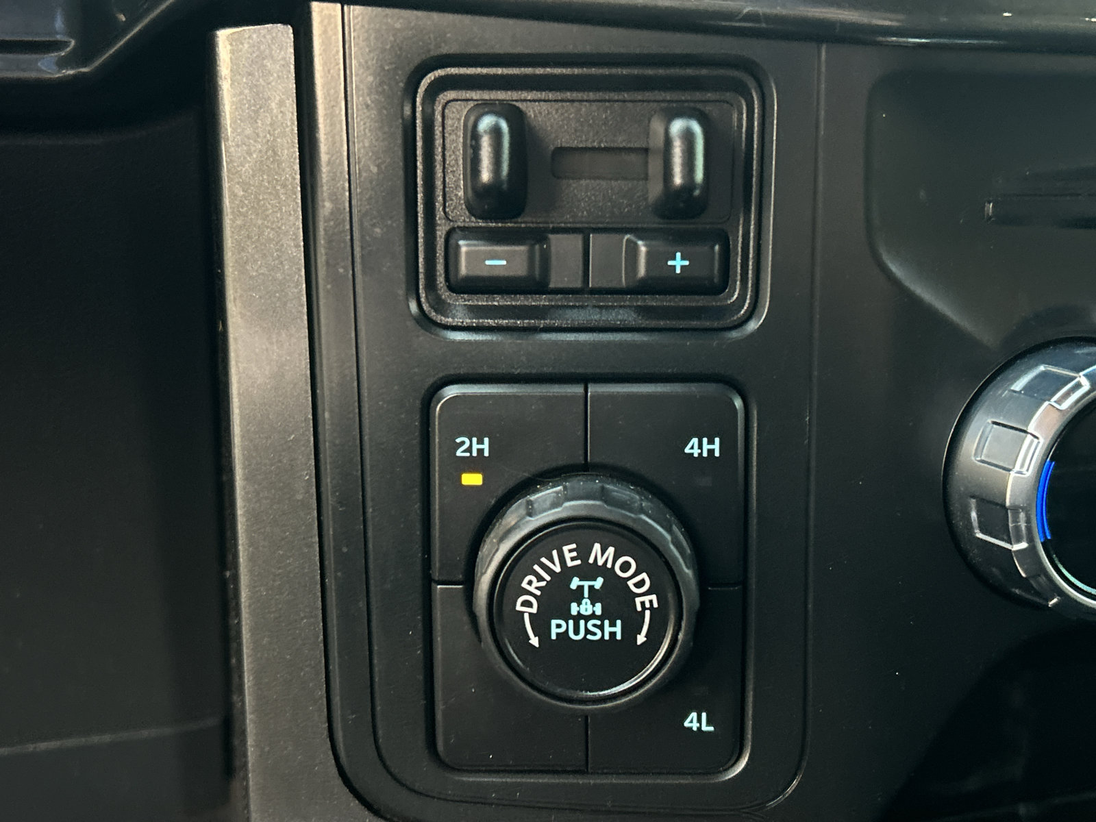 Certified 2022 Ford F150 4x4 SuperCrew image 24