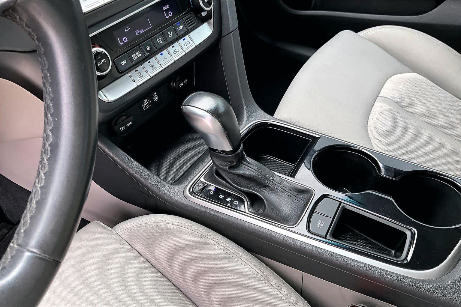Used 2018 Hyundai Sonata SE FWD image 15