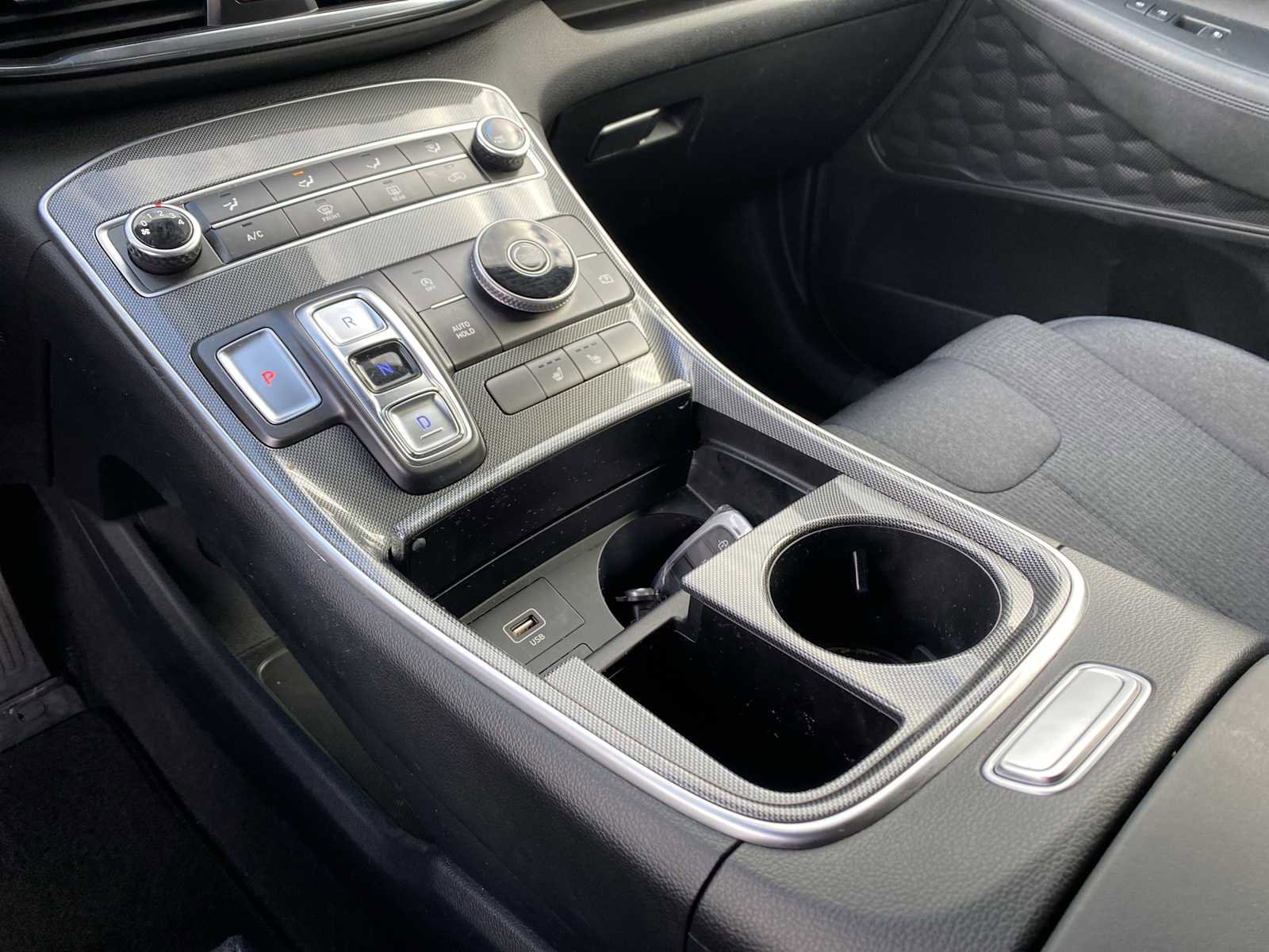 Certified 2022 Hyundai Santa Fe SEL w/ Cargo Package image 17